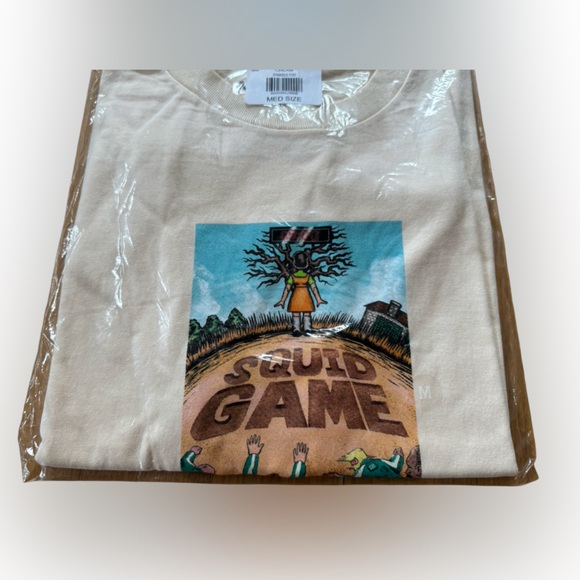 Mens Market x Squid Game x Netflix by PacSun Graphic Tee Shirt Unisex NWT - Picture 4 of 7